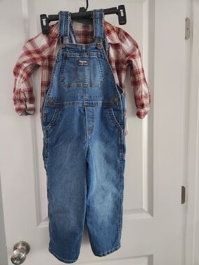 OshKosh B'gosh Classic Blue Denim Overalls W/ Flannel Long Sleeve Shirt Size 5T